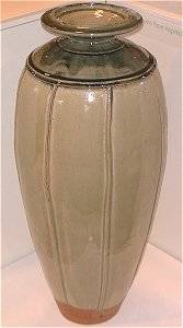 Monumental Richard Batterham pot